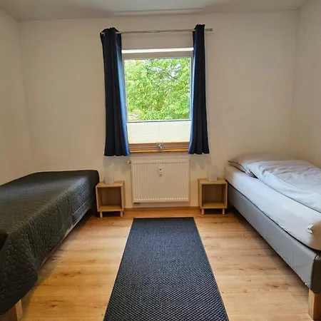 Wohnung-nummer-4 *